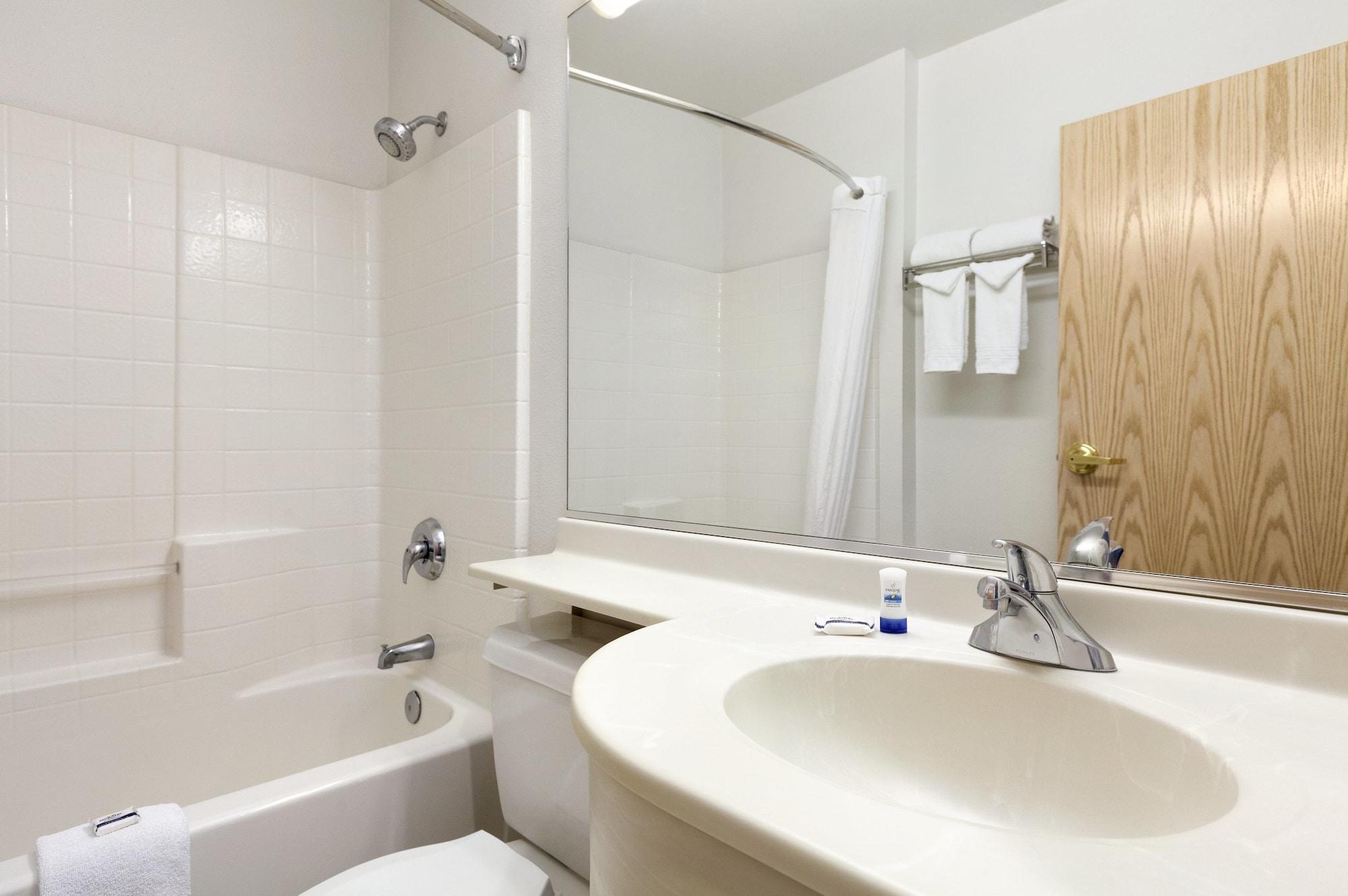Microtel Inn & Suites Modesto Ceres Cameră foto